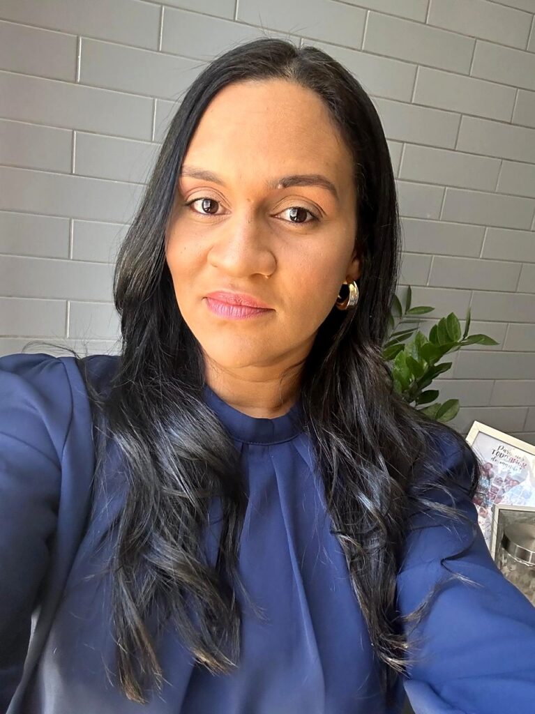 Advogada Natiele Cruz, especialista em Direito da Saúde